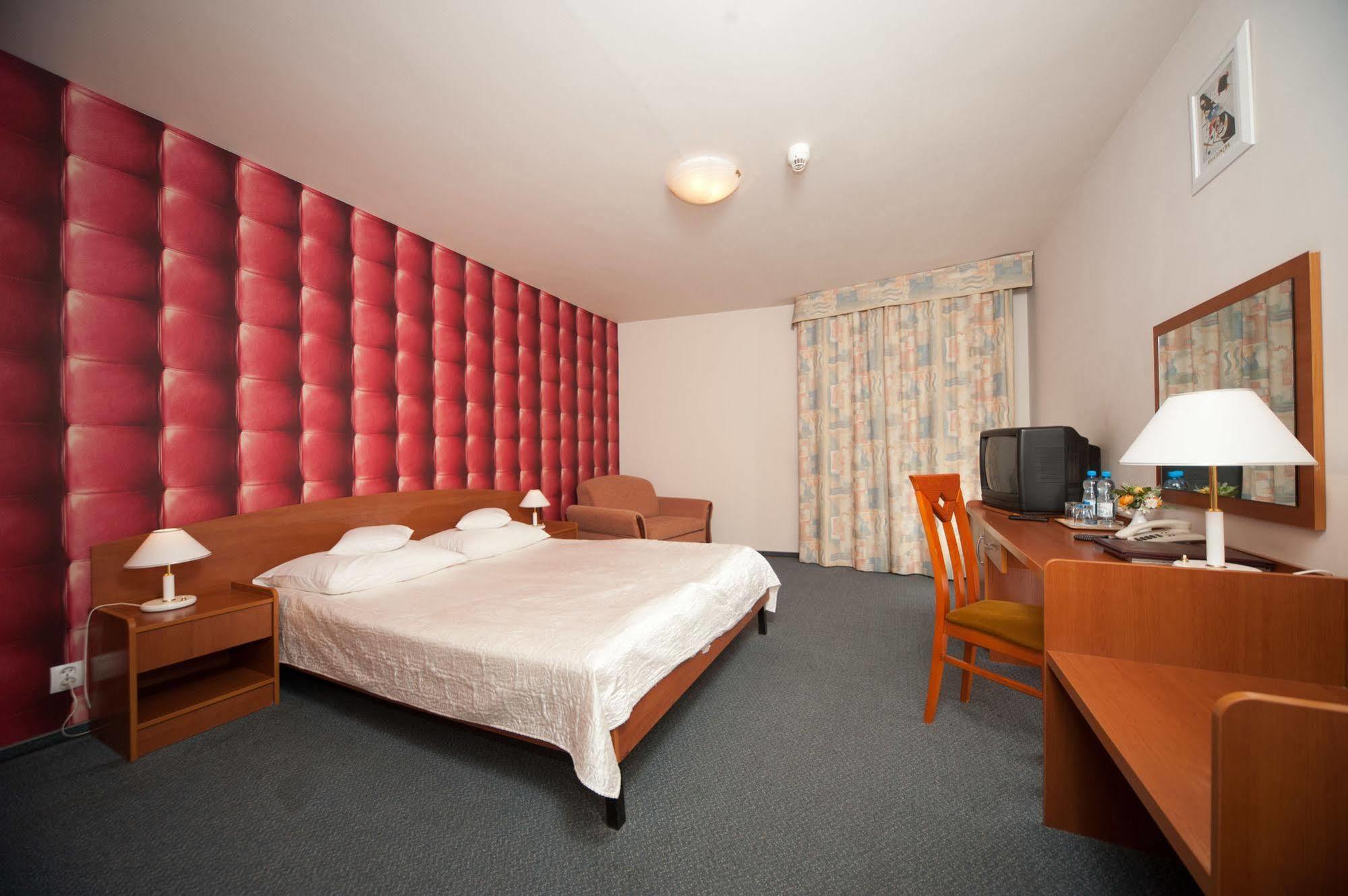 Hotel Gromada Radom Centrum Luaran gambar
